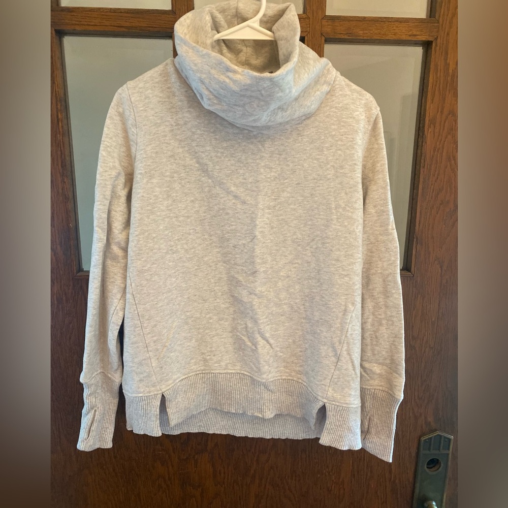Athleta Light Gray Women's Cowl Neck Sweatshirt VGUC
